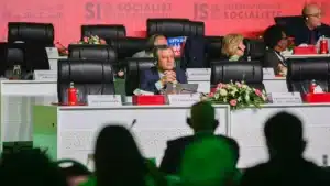 CHP Genel Başkanı Özgür Özel, Fas’ın başkenti Rabat’ta düzenlenen Sosyalist