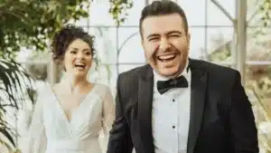 Ünlü oyuncu Safa Sarı ve eşi Kübra Sarı geçtiğimiz aylarda