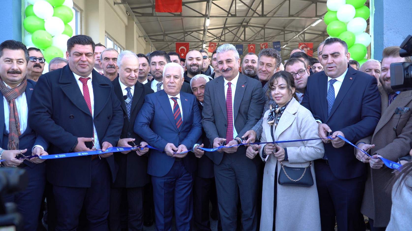 Semih Özçalık – Sibel Öztopçu / Bursam Medya Açılışa Bursa