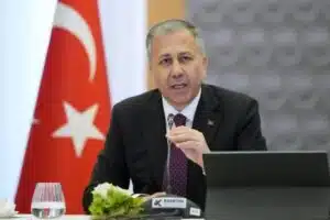 Bakan Ali Yerlikaya, Cumhurbaşkanlığı Külliyesi’nde gerçekleştirilen ‘Kabine Toplantısı‘ sonrası gazetecilerin