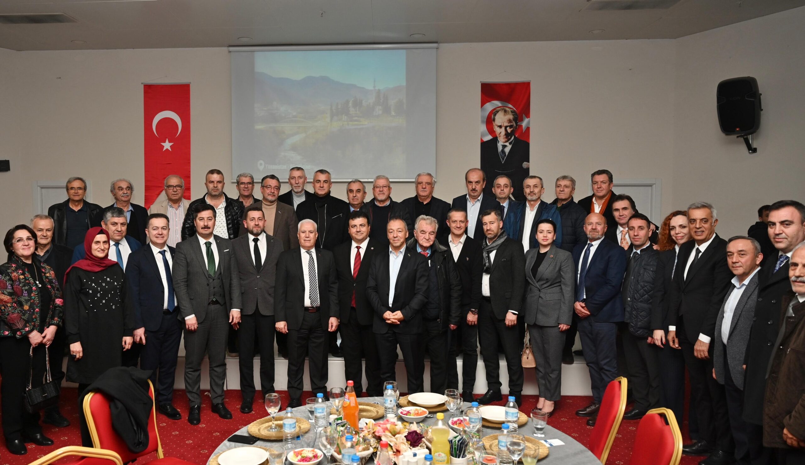 Bursa Büyükşehir Belediyesi’nin ev sahipliğinde yapılan ‘Balkan ve Rumeli Dernekleri