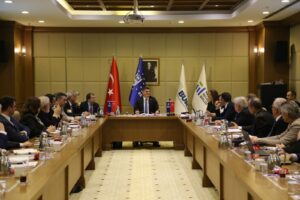 Bursa’nın daha yaşanabilir bir kent olması için gece gündüz demeden