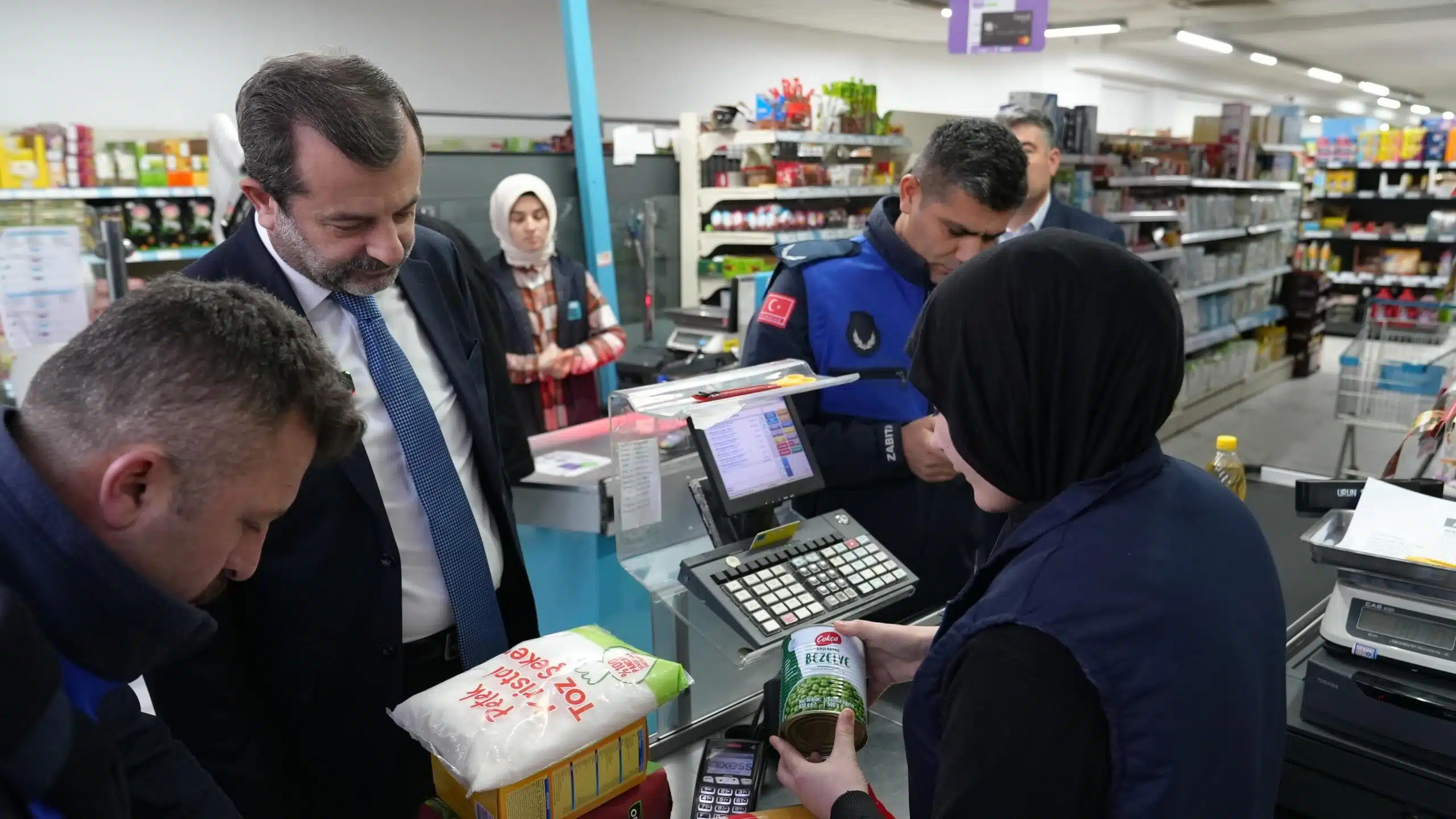 Gürsu Belediyesi Zabıta ekipleri, ilçe genelindeki tüm fırınlara, sabah şafak