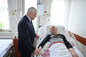 Bursa Büyükşehir Belediyesi, Sağlık İşleri Dairesi Başkanlığı bünyesindeki Evde Hasta