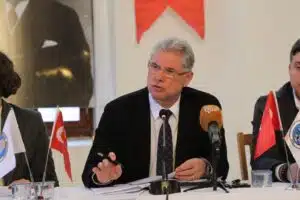 Sürdürülebilir enerji kaynaklarına yatırım yaparak hem çevreyi korumak hem de