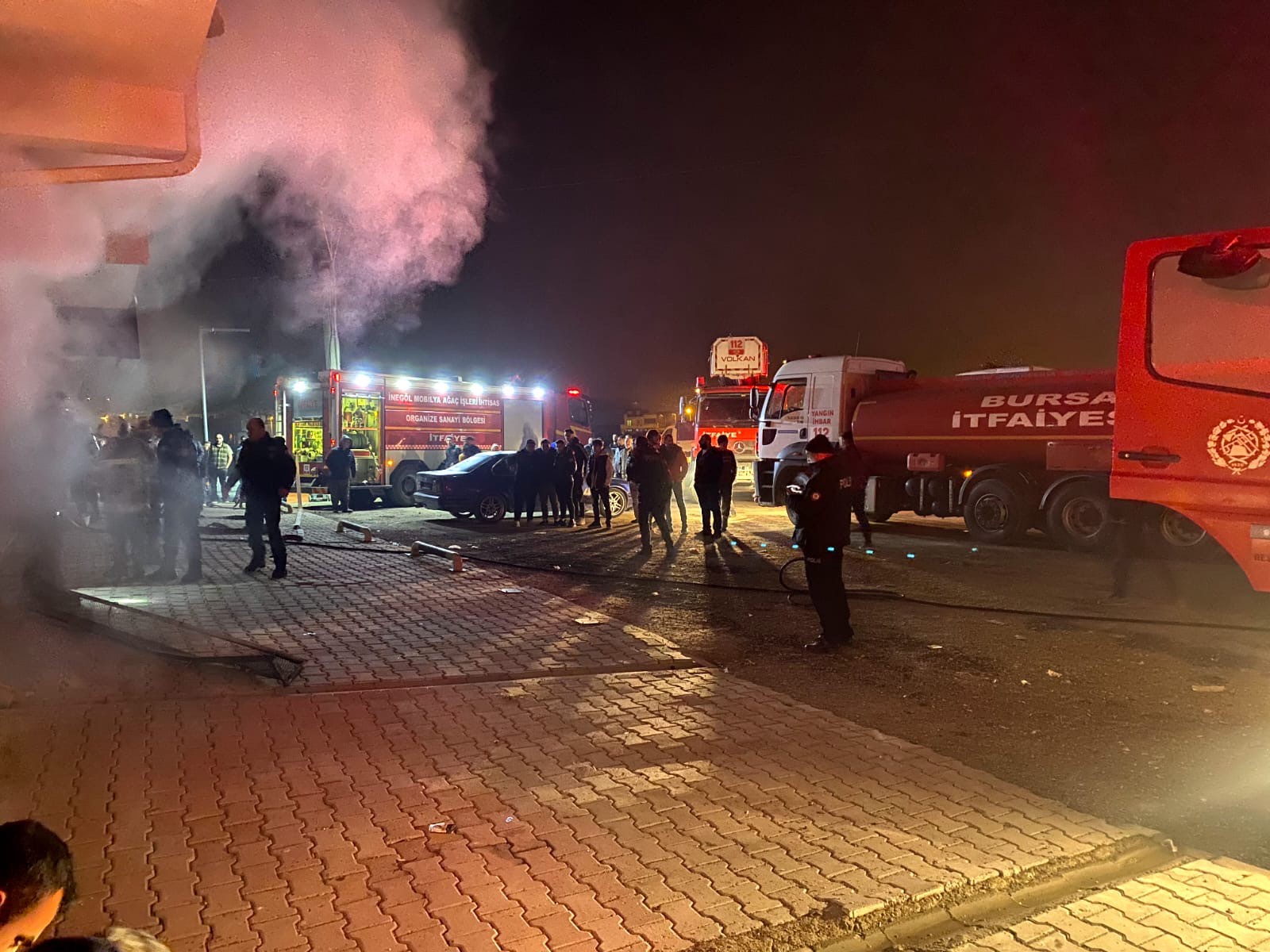 Edinilen bilgiye göre, saat 21.00 sıralarında Akhisar Mahallesi 1. Malazgirt