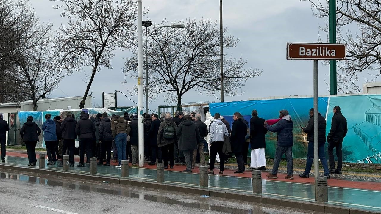 Papa Francis’in resmen İznik’e ziyaret gerçekleştireceğini açıklamasının ardından tarihi kente