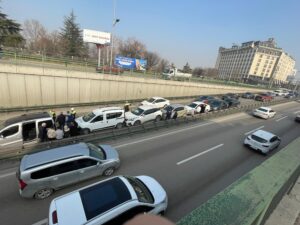 Bursa’da zincirleme kaza! 7 araç bir birine girdi Kaza, merkez