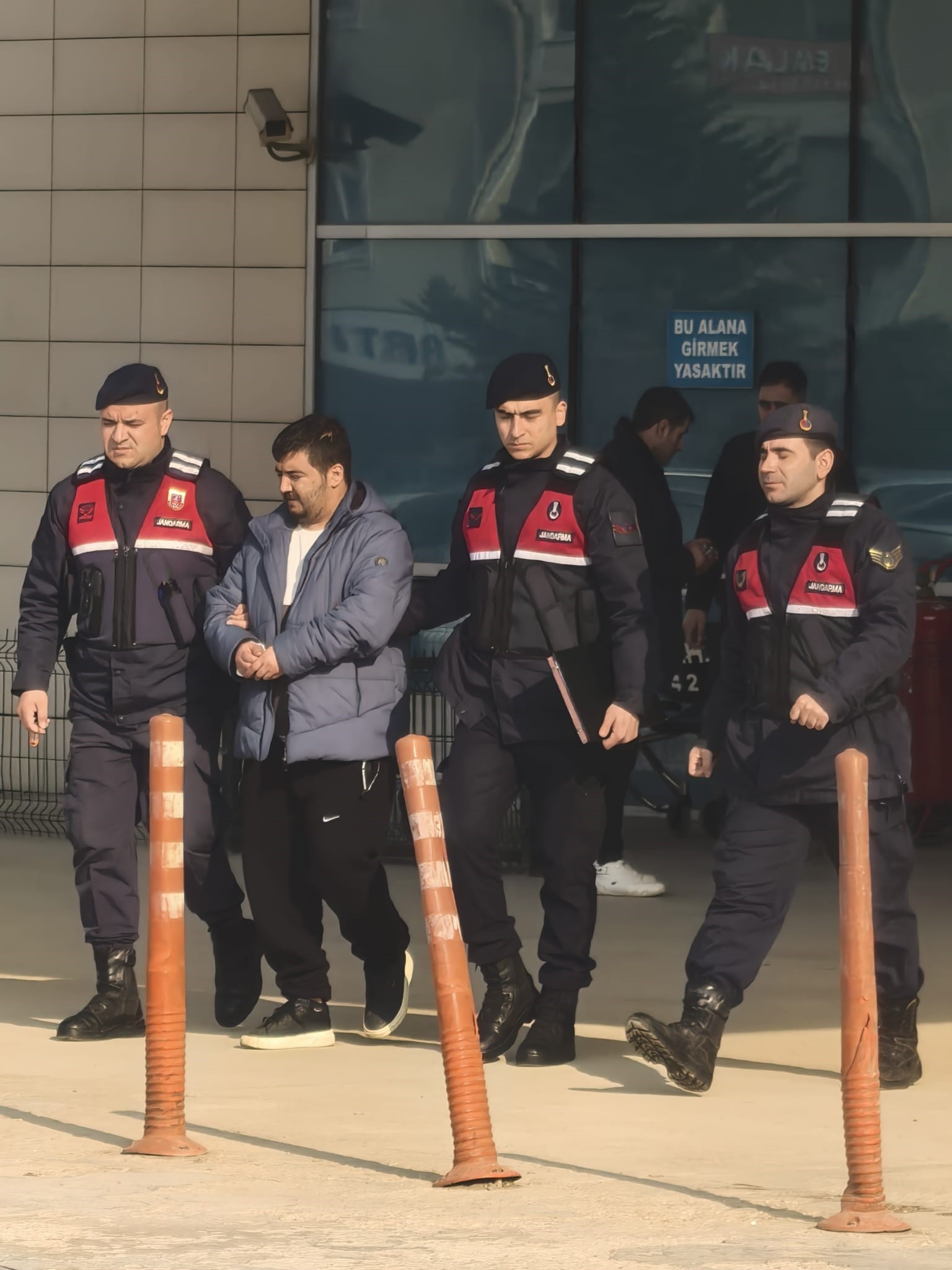 Olay dün saat 18.00 sıralarında İnegöl’e bağlı kırsal Tahtaköprü mahallesinde