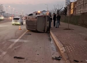 Edinilen bilgiye göre, kaza saat 07.30 sıralarında İnegöl-Alanyurt yolu üzerinde