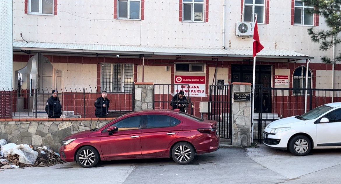 Olay, saat 10.30 sıralarında Yıldırım ilçesi Mimarsinan Mahallesi Mevlana Caddesi