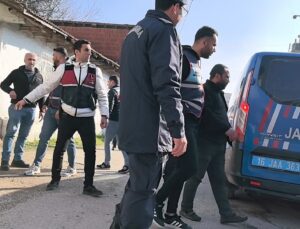 Bursa’da evi kundaklayan şahıs 24 saat sonra teslim oldu!