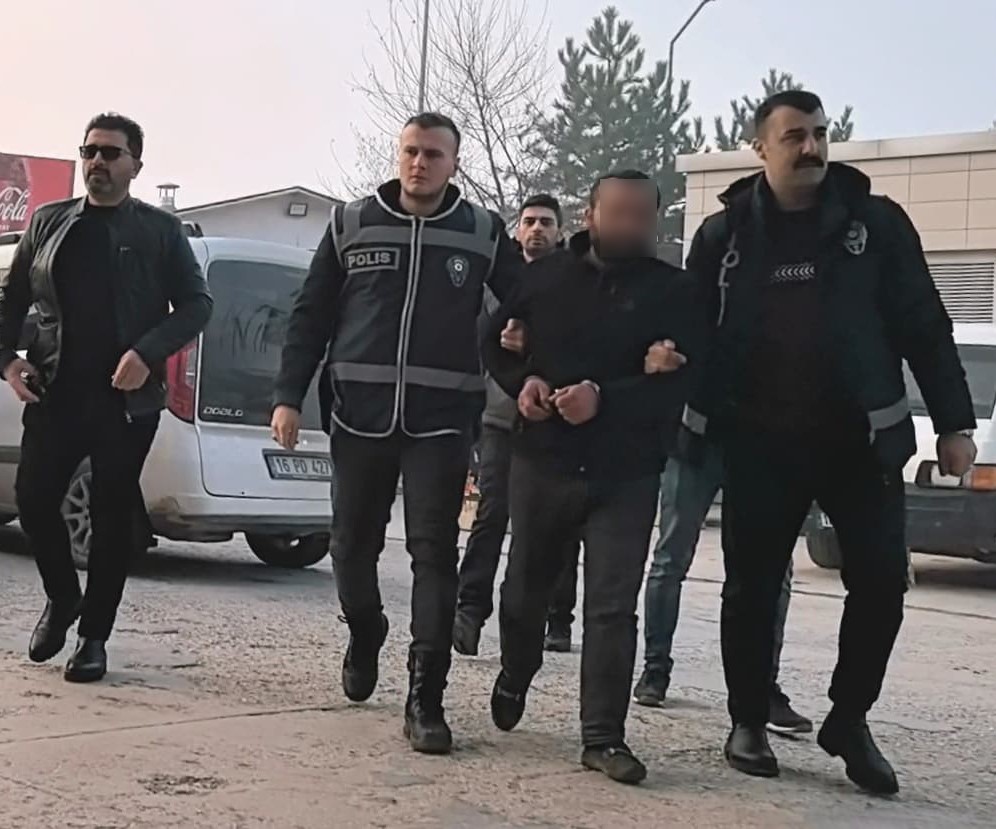 Pazartesi günü saat 13.30 sıralarında İnegöl‘ün Sinanbey Mahallesi 1. Mesudiye