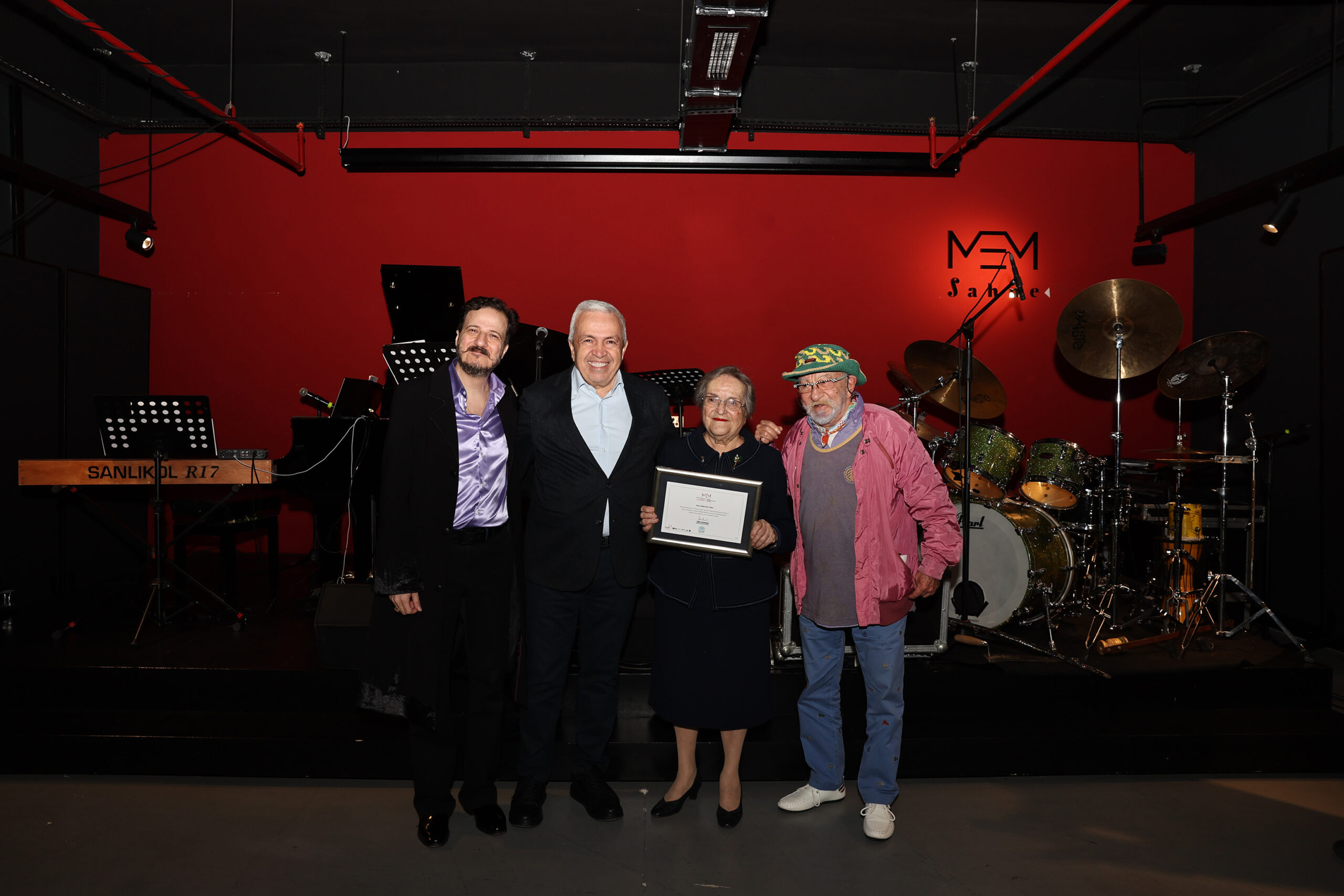 Geçmişten günümüze yüzlerce enstrümanın bulunduğu Nilüfer Belediyesi Dr. Hüseyin Parkan