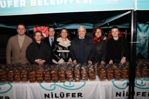 Başkan Şadi Özdemir’den kandil simidi ikramı 9 Bursam Medya -