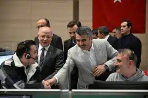 Belediye Başkanı Oktay Yılmaz, Mümine Şeremet Uyumayan Kütüphanesi, Yıldırım İlçe