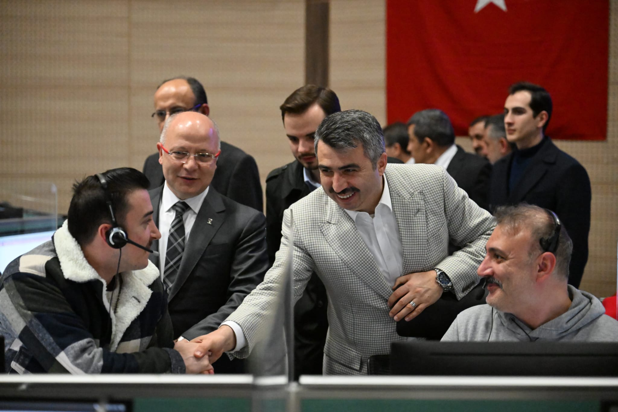 Belediye Başkanı Oktay Yılmaz, Mümine Şeremet Uyumayan Kütüphanesi, Yıldırım İlçe