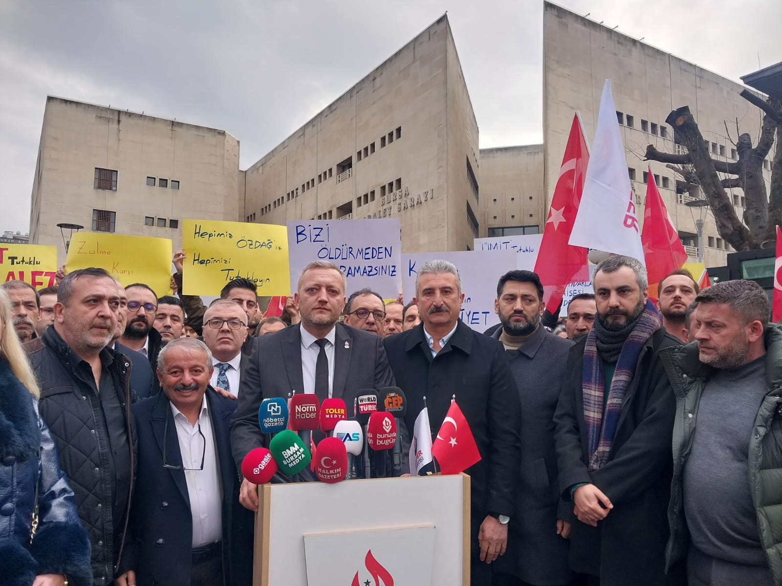 Sibel Öztopçu/Bursam Medya Zafer Partisi Genel Başkanı Ümit Özdağ’ın hakkında