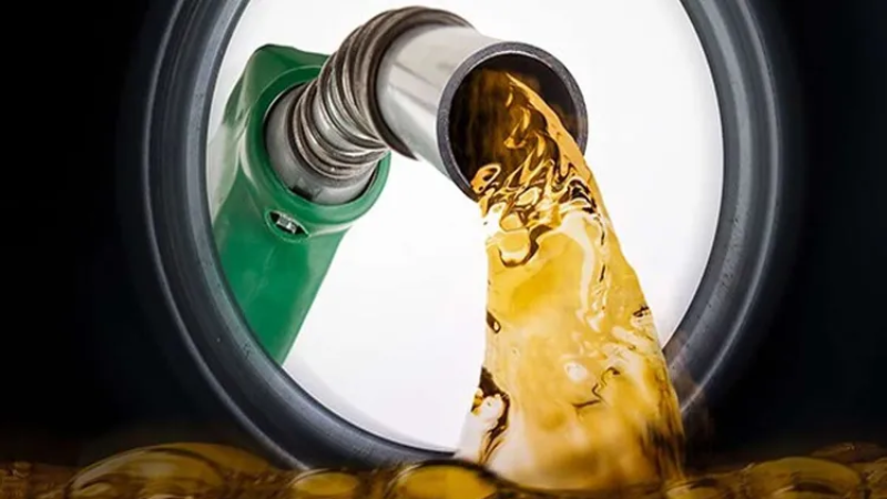 Brent petrol fiyatları ve dövizdeki değişikliklerle birlikte güncel benzin, motorin