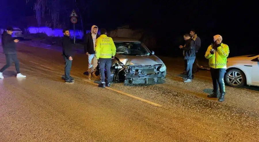 Kaza, saat 00.30 sıralarında Kemalpaşa Mahallesi Ahmet Türkel Çevre yolu
