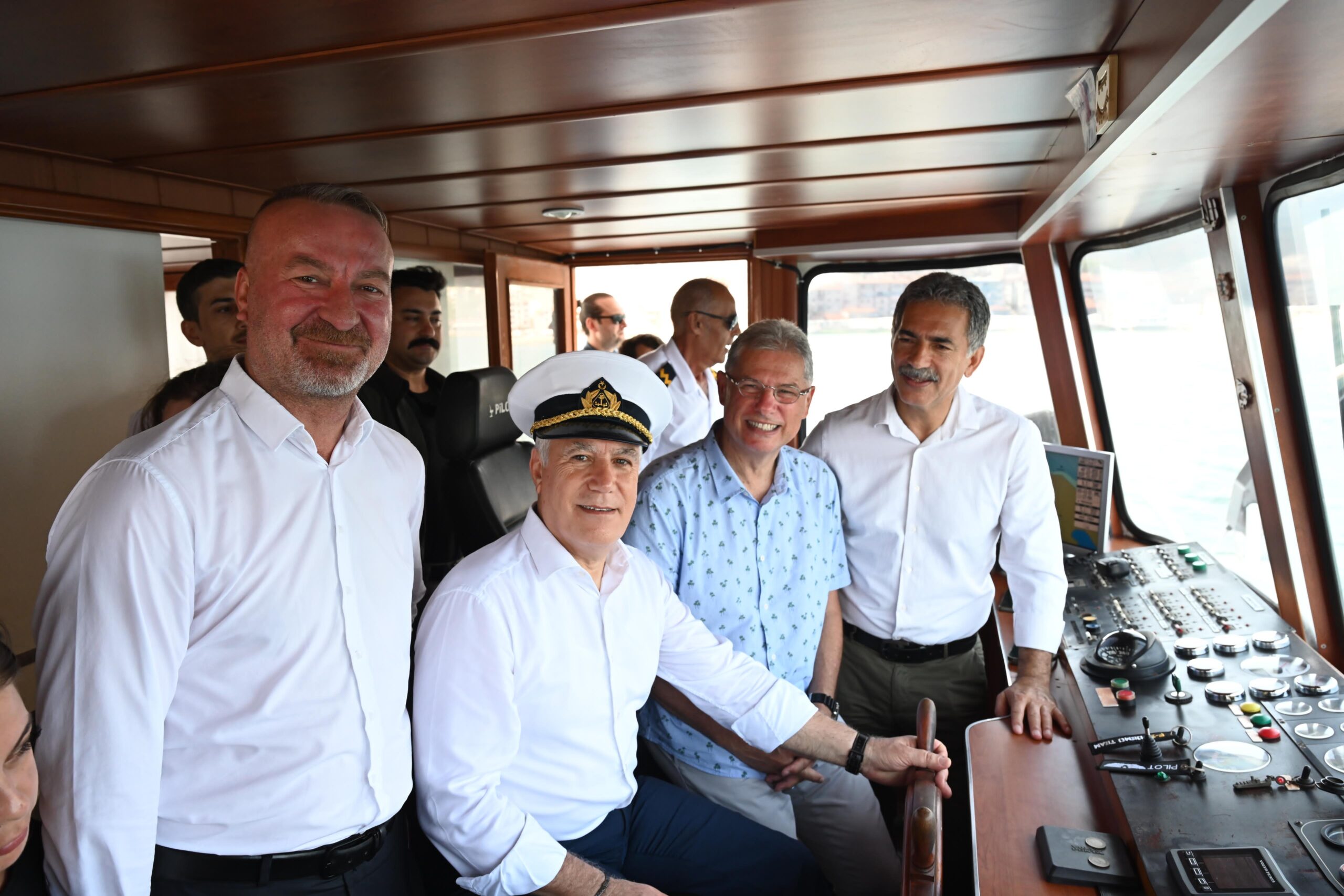 Bursa’nın en önemli konularından biri olan ulaşımı rahatlatmak ve konforu