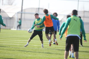 Antalya kampına devam eden Bursaspor, 2. Lig Beyaz Grup ekiplerinden