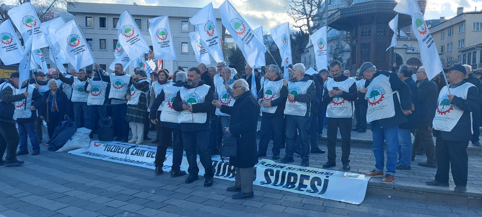 Semih Özçalık / Bursam Medya Tüm Emekliler Sendikası Bursa Şubesi,