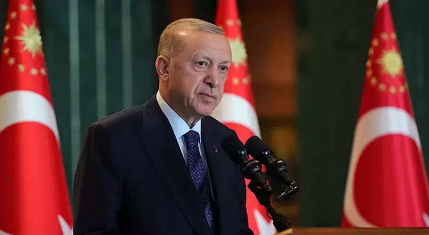 Cumhurbaşkanı Erdoğan‘ın sosyal medya hesabından yaptığı açıklama şöyle: Sanat camiamızın,