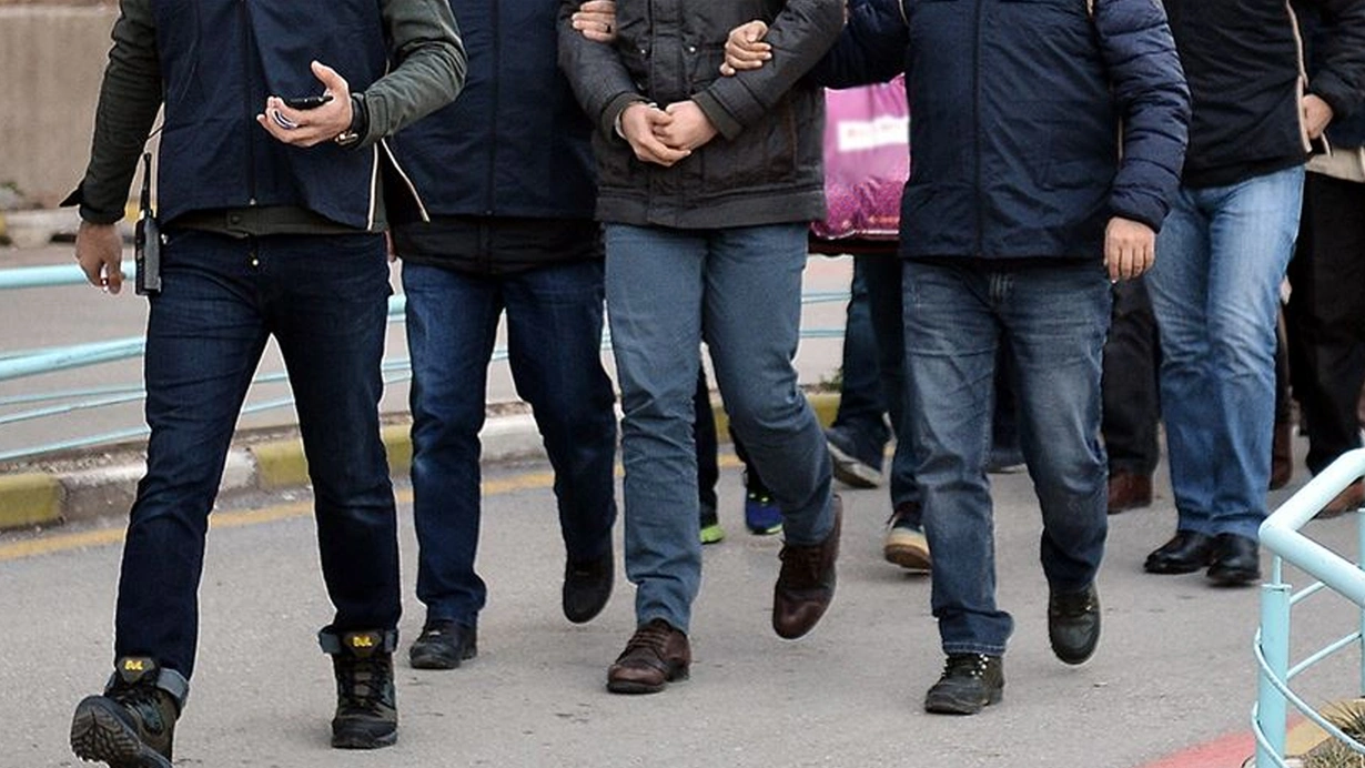 Bakan Yerlikaya’nın açıklamaları şu şekilde; 23 ilde FETÖ’ye yönelik son