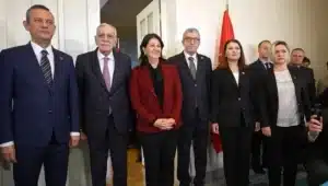 Genel Başkanı Özgür Özel ile DEM Parti heyeti 1,5 saati
