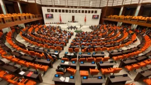 TBMM’de Genel Kurul ve komisyon çalışmaları salı günü başlayacak. Genel