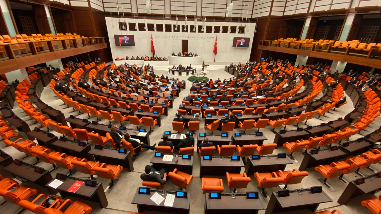 TBMM’de Genel Kurul ve komisyon çalışmaları salı günü başlayacak. Genel