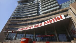 CHP Genel Başkanı Özgür Özel, Halk TV yayınında yeni yol