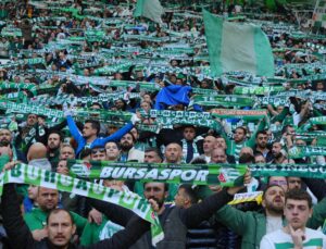 Bursaspor 3 büyükleri gerisinde bıraktı