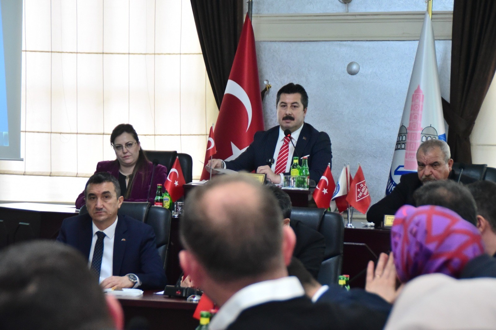 Yenişehir Belediye Meclisi Şubat Ayı Olağan Toplantısı’nı gerçekleştirdi. Meclis gündemine
