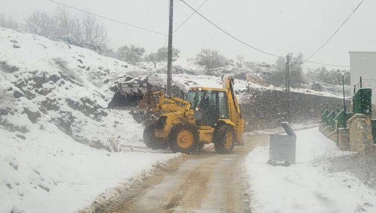 Mudanya Belediyesi’nden kar mesaisi