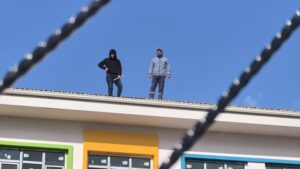 Edinilen bilgiye göre, 2 ayrı ilçedeki eylem de aynı anda