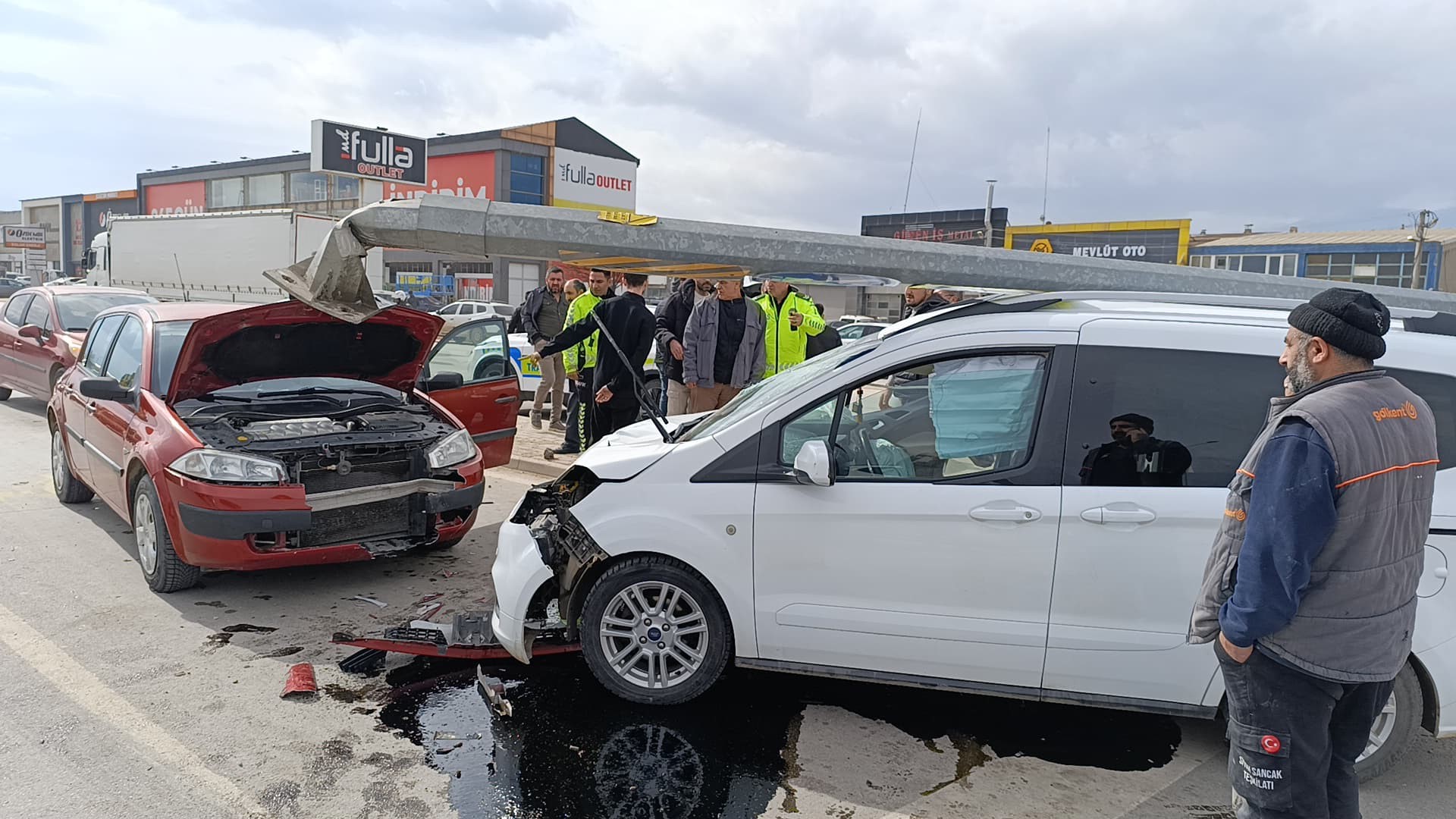 Edinilen bilgiye göre, İnegöl Yenişehir yolu üzerinde Alanyurt istikametinden İnegöl