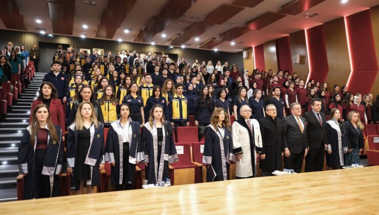 Mudanya Üniversitesi, öğrencilerini sektöre uğurladı