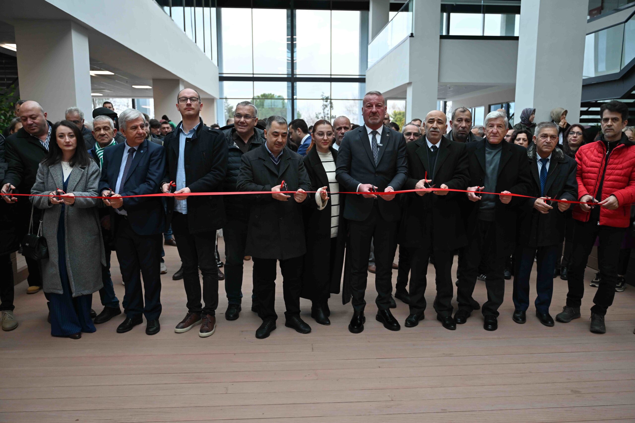 Kent Kafe, uygun fiyatlı kahve çeşitleri ve zengin menüsü ile