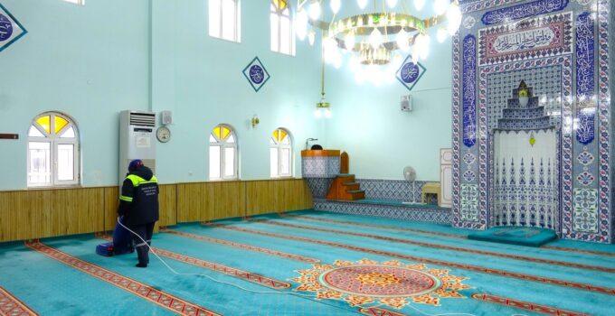 Gemlik’te camiler Ramazan ayına hazırlanıyor