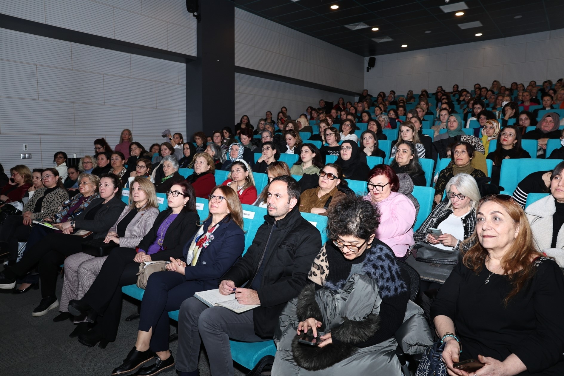 AB Kadınların Kooperatifler Yoluyla Güçlendirilmesi (WOMENCOOP) projesinin ve Nilüfer Belediyesi’nin