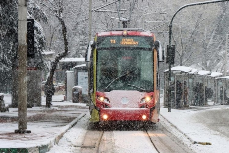 Kar yağışı uyarıları arttı. Türkiye genelinde hava sıcaklıkları 6 ila