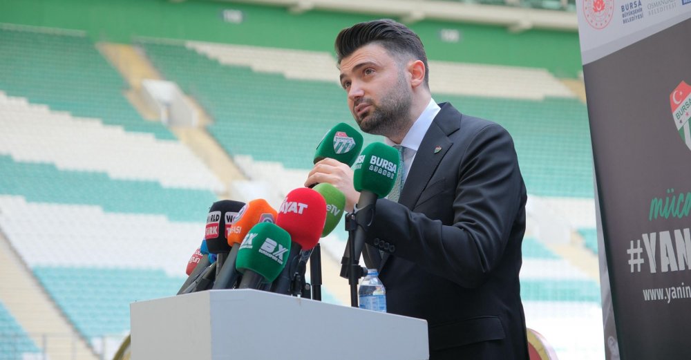 Bursaspor Başkanı Enes Çelik, sosyal medya hesabından yaptığı paylaşımda şu