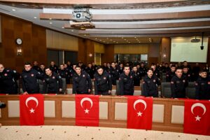 Bursa Büyükşehir Belediyesi’nde 83’ü itafiye eri, 1’i uzman yardımcısı ve