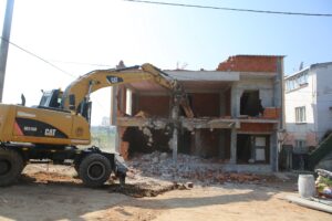 Nilüfer Belediyesi kaçak olarak inşa edilen yapılarla mücadelesini sürdürüyor. Nilüfer
