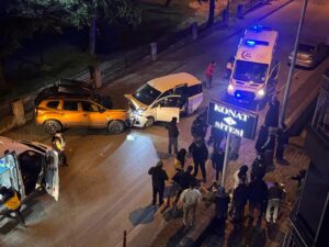 Olay, Bursa’nın Yıldırım ilçesinde gece saat 23.30 sıralarında gerçekleşti. Edinilen