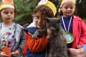 Barınaktan sahiplendirilen hayvanların 1 yıl boyunca muayenesi, rutin kontrolleri ve