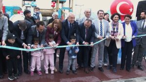 Nilüfer Belediyesi yeşil alan ve park yatırımlarını sürdürürken diğer yandan