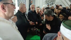 İslam aleminin en önemli gecelerinden biri olan Kadir Gecesi’nde tüm
